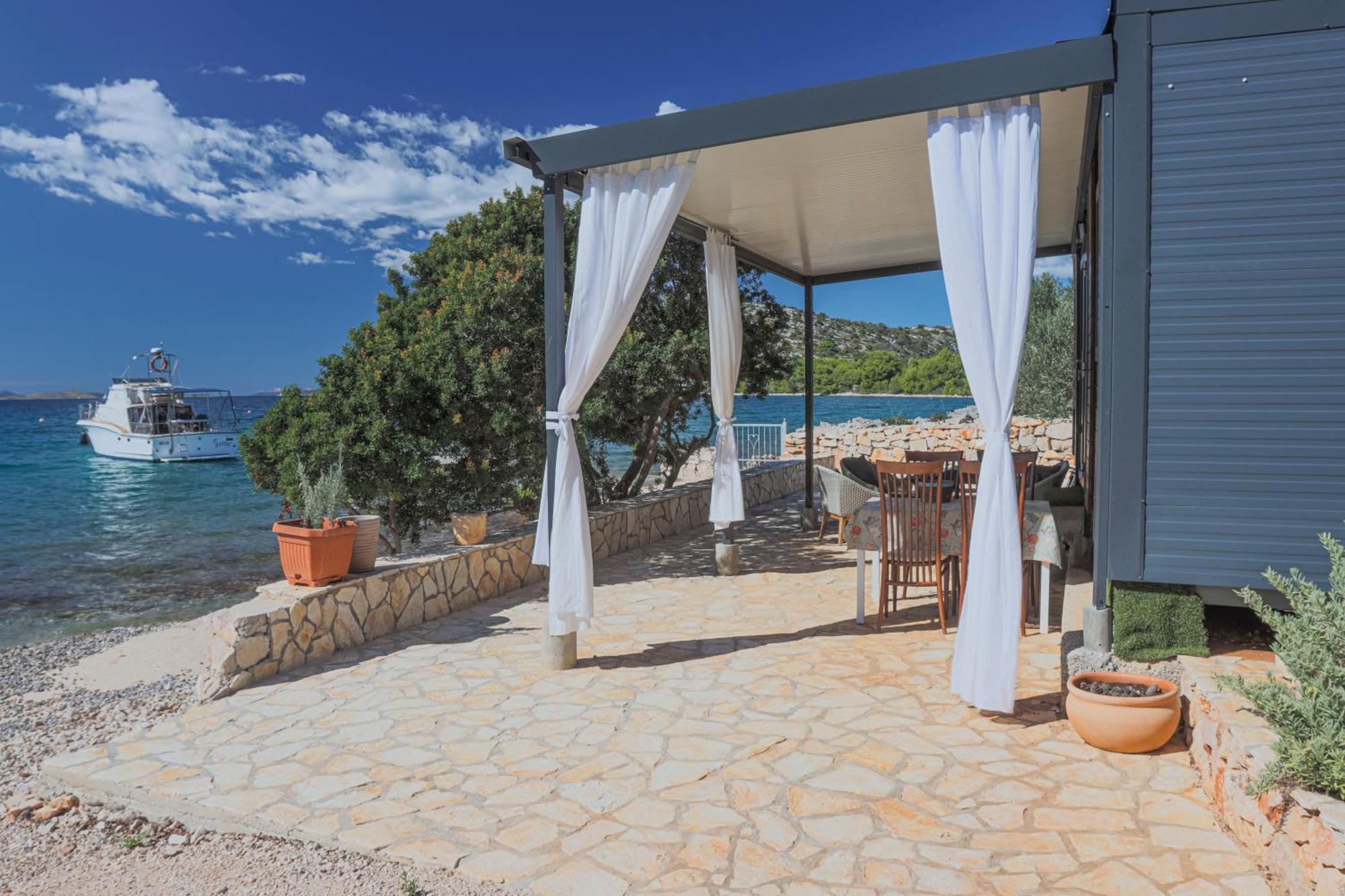 Beach House Danica - Resort & Tavern Bain, Free Transport, Pool, Island Of Zut - Kornati Pristanisce Екстер'єр фото